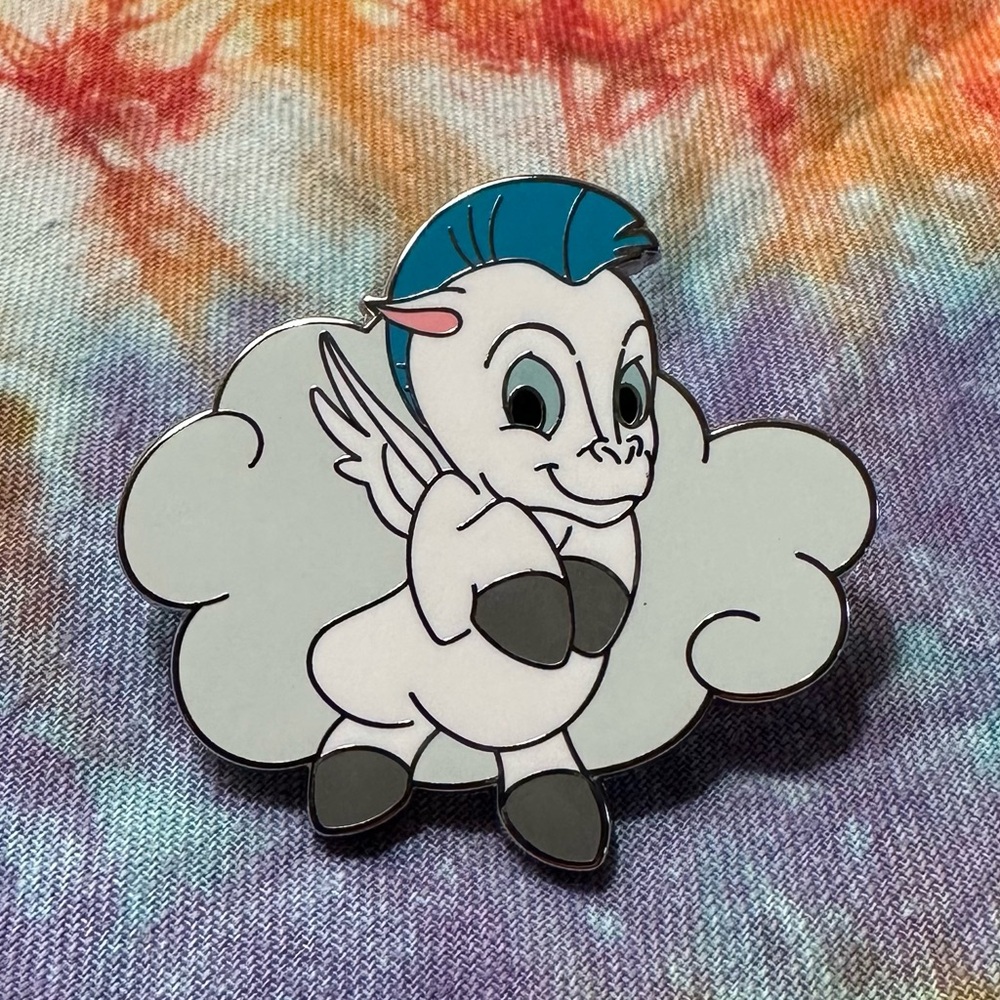 Disney Fantasy Flights Mystery Pin Hercules Baby Pegasus Pin